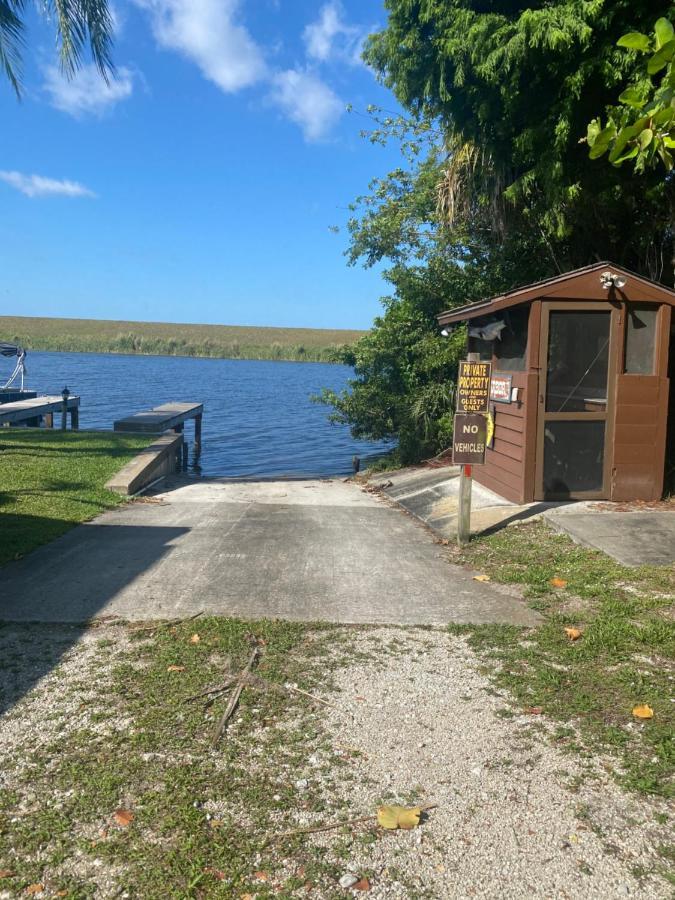 Log Harbor Cabins Okeechobee Exterior foto